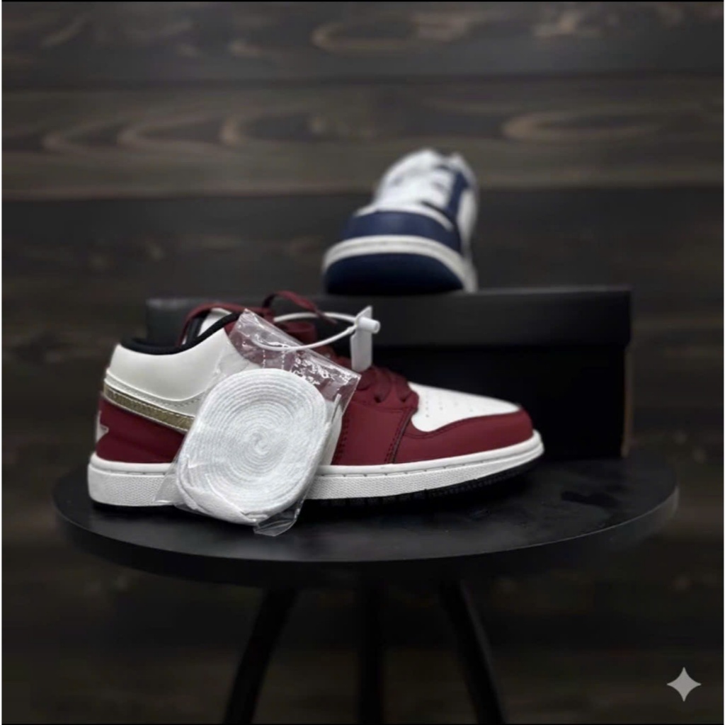 Giày Thể Thao Sneaker Nam Nữ JD 1 Màu Đỏ Vảy Rồng > Dáng giày trendy, diện lên cực bắt vibe.
