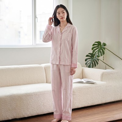 BKD01W6K02-BỘ DÀI KATE VỚI THIẾT KẾ CỔ PIJAMA ĐIỂM NHẤN VIỀN NỔI BẬT MANG LẠI SỰ THANH LỊCH VÀ THOẢI MÁI KHI MẶC