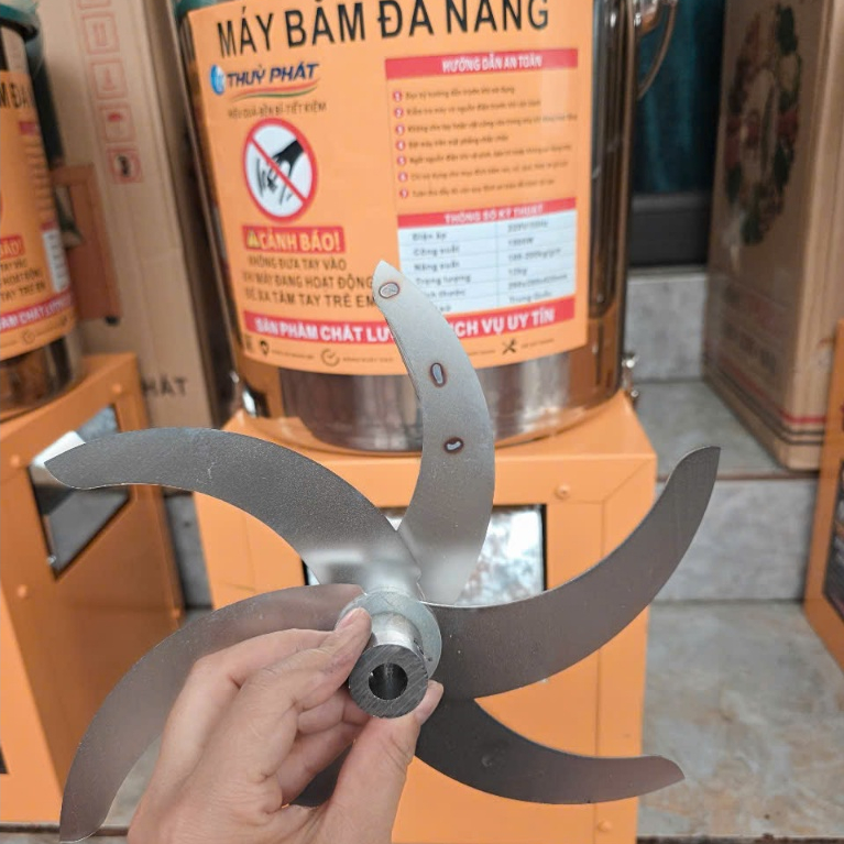 Máy Băm Thái Rau Củ 1500w thủy phát  Máy  Thức Ăn Chăn Nuôi Đa Năng động cơ đồng 1500w Tiện Lợi