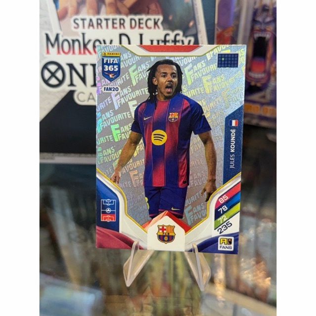Thẻ Cầu Thủ Kounde Panini FIFA 365 FC Barcelona Fans Favourite Trắng #FAN20