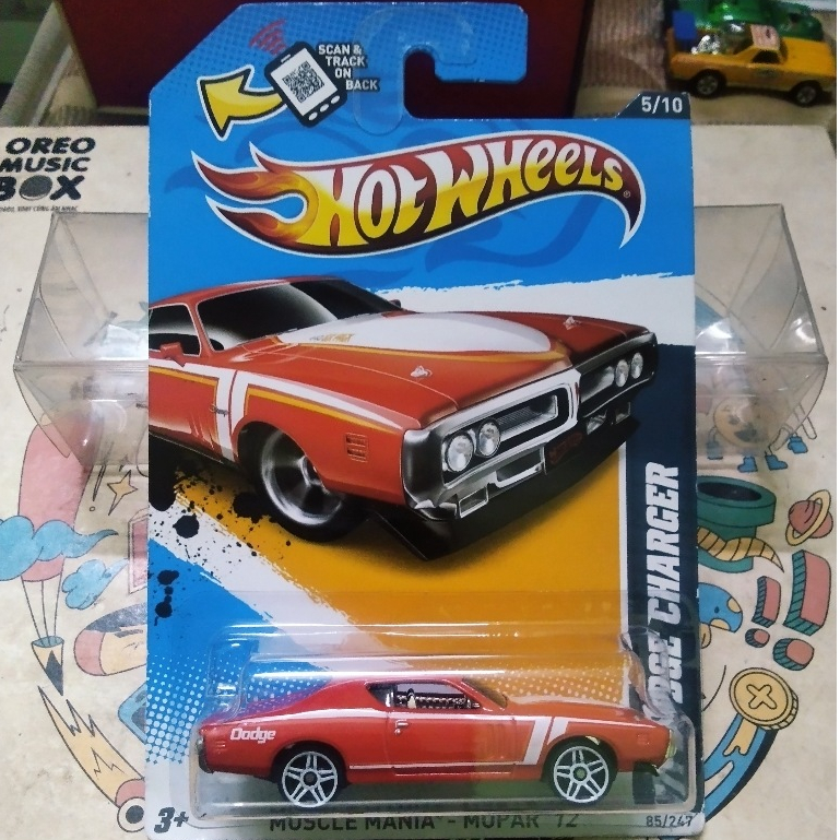 Xe mô hình Hot Wheels 71 Dodge Charger