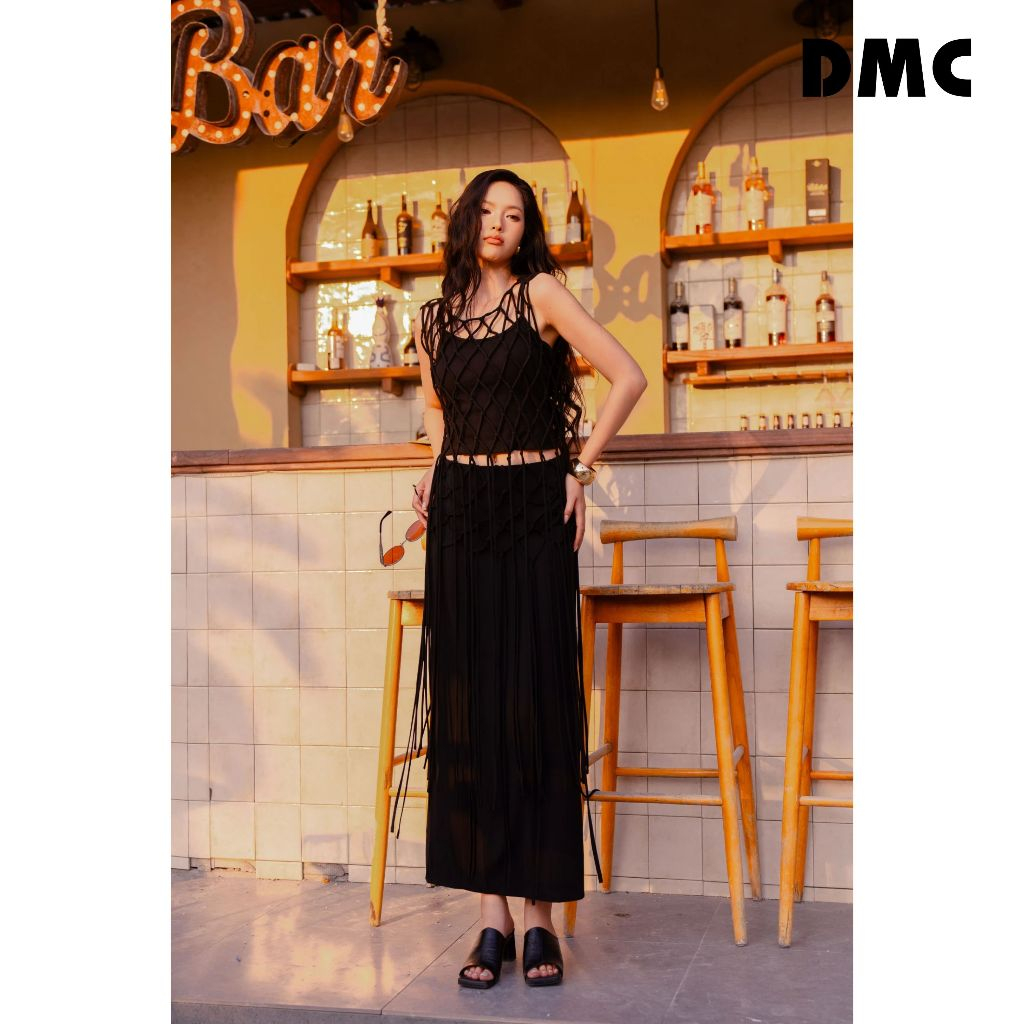 Chân váy dáng dài bút chì DMC (Black Woven Pencil Skirt)