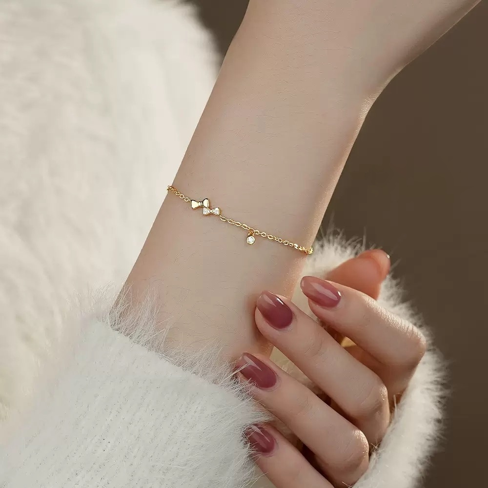 Vòng Tay Mạ Vàng 14K Nữ BRIANNA Thiết Kế Hình Nơ Dễ Thương Thanh