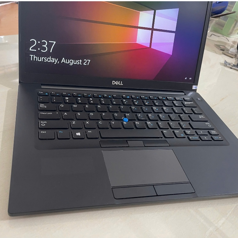 Dell Latitude i5-8350U 14 inch/ RAM 8GB/ Ổ Cứng SSD Nvme 256GB Like New