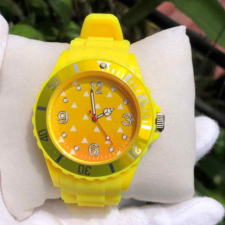 (2hand) Đồng hồ unisex dây cao su, còn mới