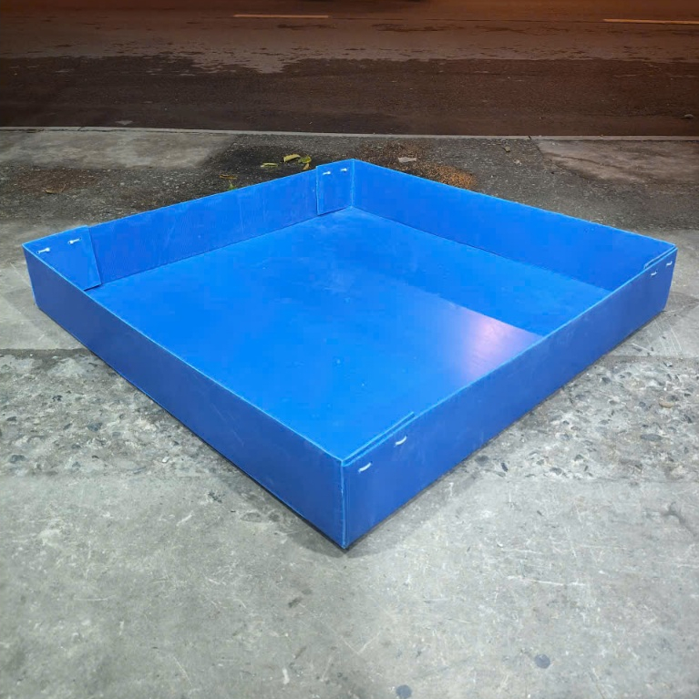 KHAY NHỰA XẾP ĐỂ CHUỒNG GÀ VUÔNG, BỘI GÀ DÙNG DỰNG CÁT, TRẤU