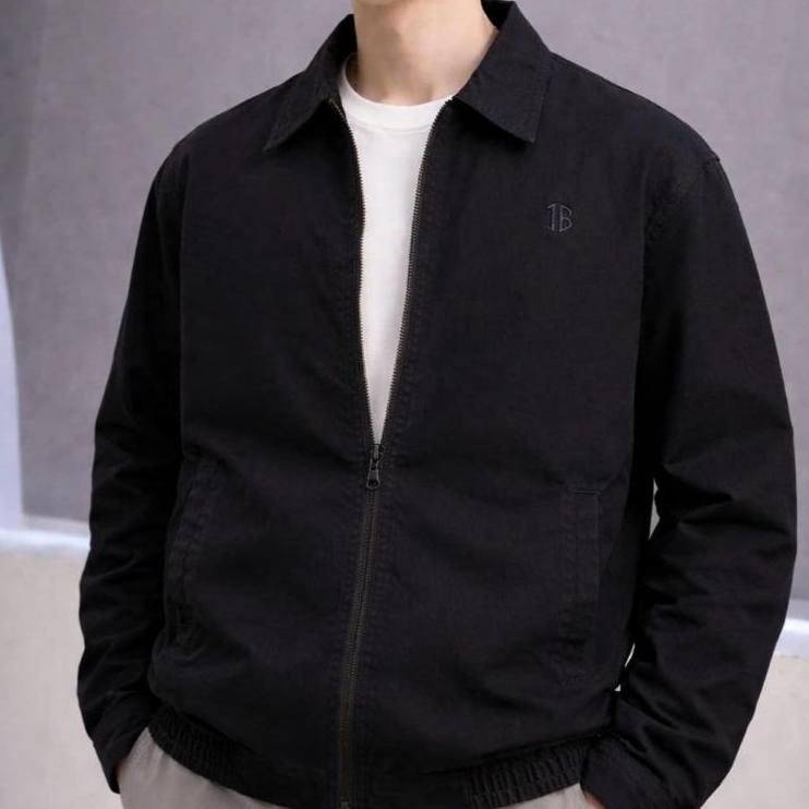Áo khoác kaki nam J16 Minimal Jacket thêu logo ngực, có bo chun, trẻ trung thanh lịch lịch lãm - j16