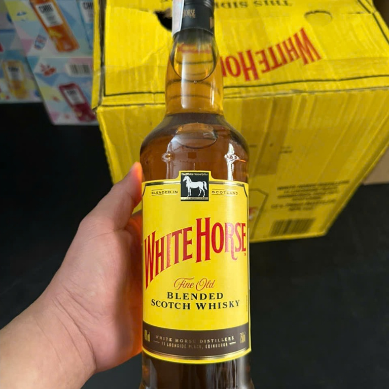 Rượu Whisky White Horse 750ml { Hàng Công Ty có VAT }