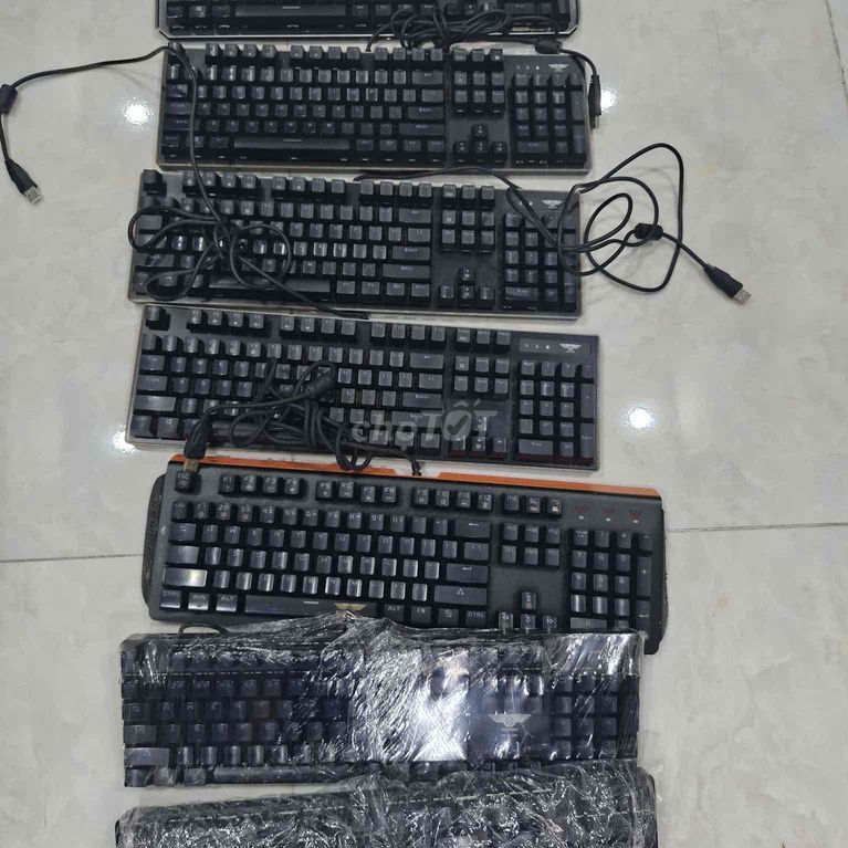 BÀN PHÍM CŨ CHÍNH HÃNG CÁC LOẠI ....
