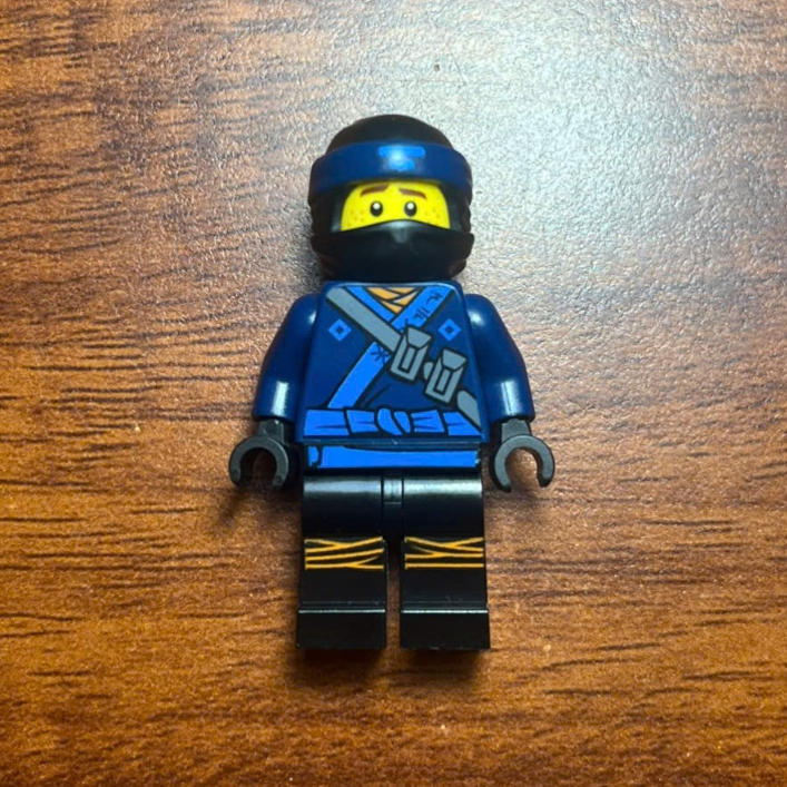 LG Ninjago movie-jay (like new)