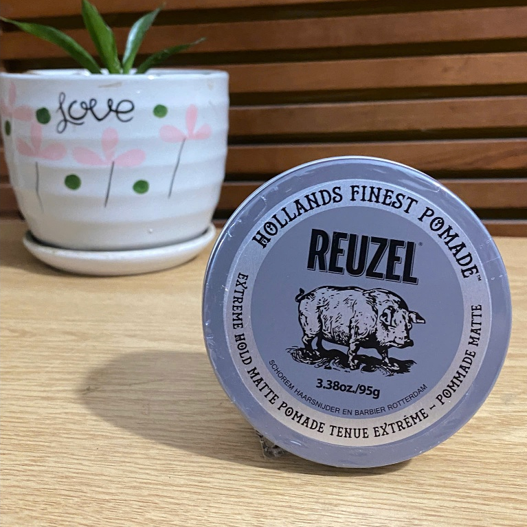 Sáp Tạo Kiểu Giữ Nếp Tóc Rất Cứng, Không Bóng Gốc Nước Reuzel Extreme Hold Matte Pomade 340g