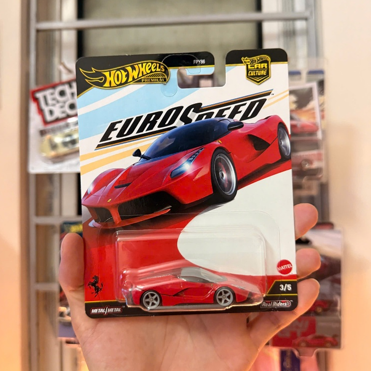 Xe mô hình đồ chơi Hot Wheels Premium LaFerrari [NEW SEAL]