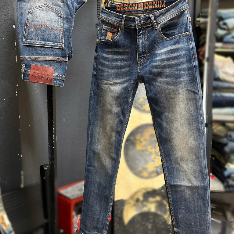 [3K DENIM Jean Denim Guangzhou-3K1944]Quần Jean Nam Dài Màu Xanh Was Túi Thêu Viền Cam J4008
