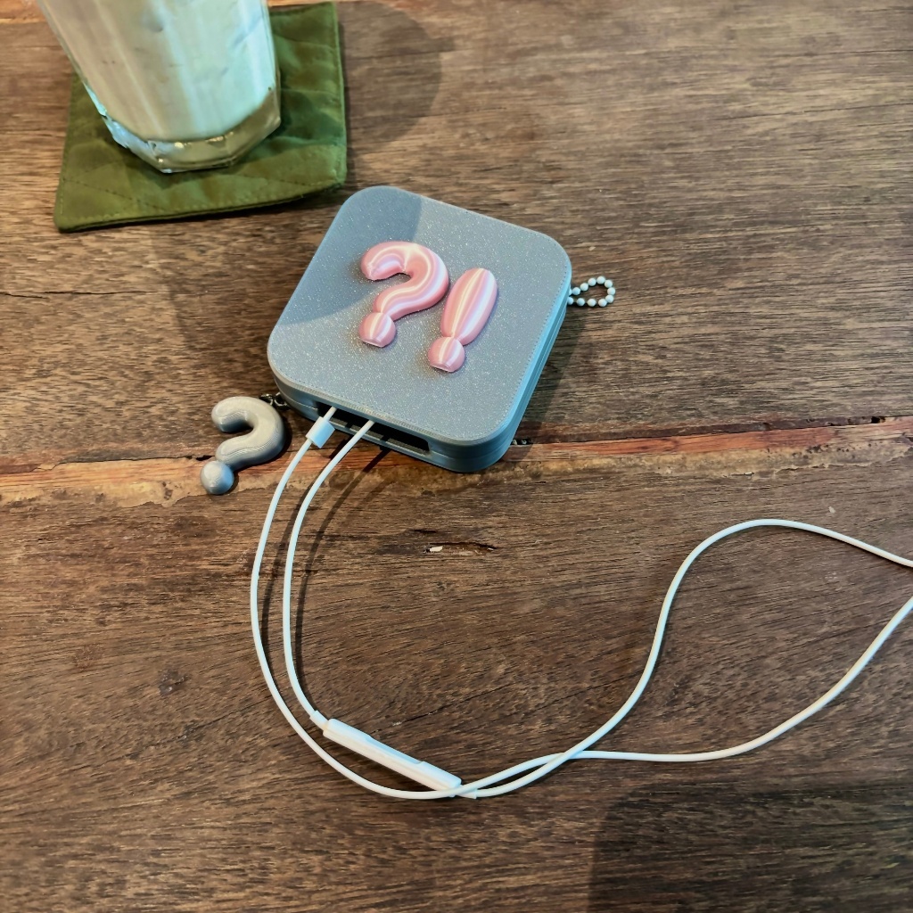 Hộp cuộn xoay rút gọn tai nghe dây earpods - Dấu hỏi chấm