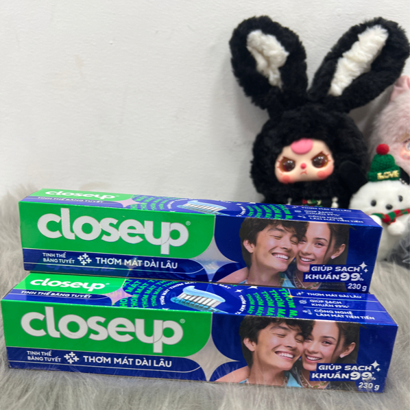 Kem đánh răng Closeup tuýp 230g