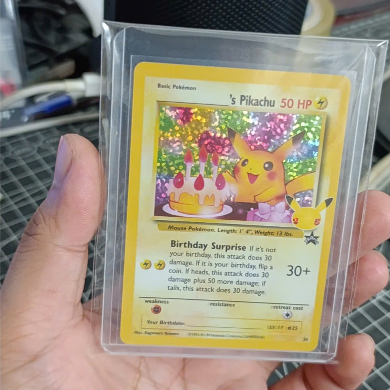 Pokemon TCG Eng Pikachu birthday 25th cond NM-MINT