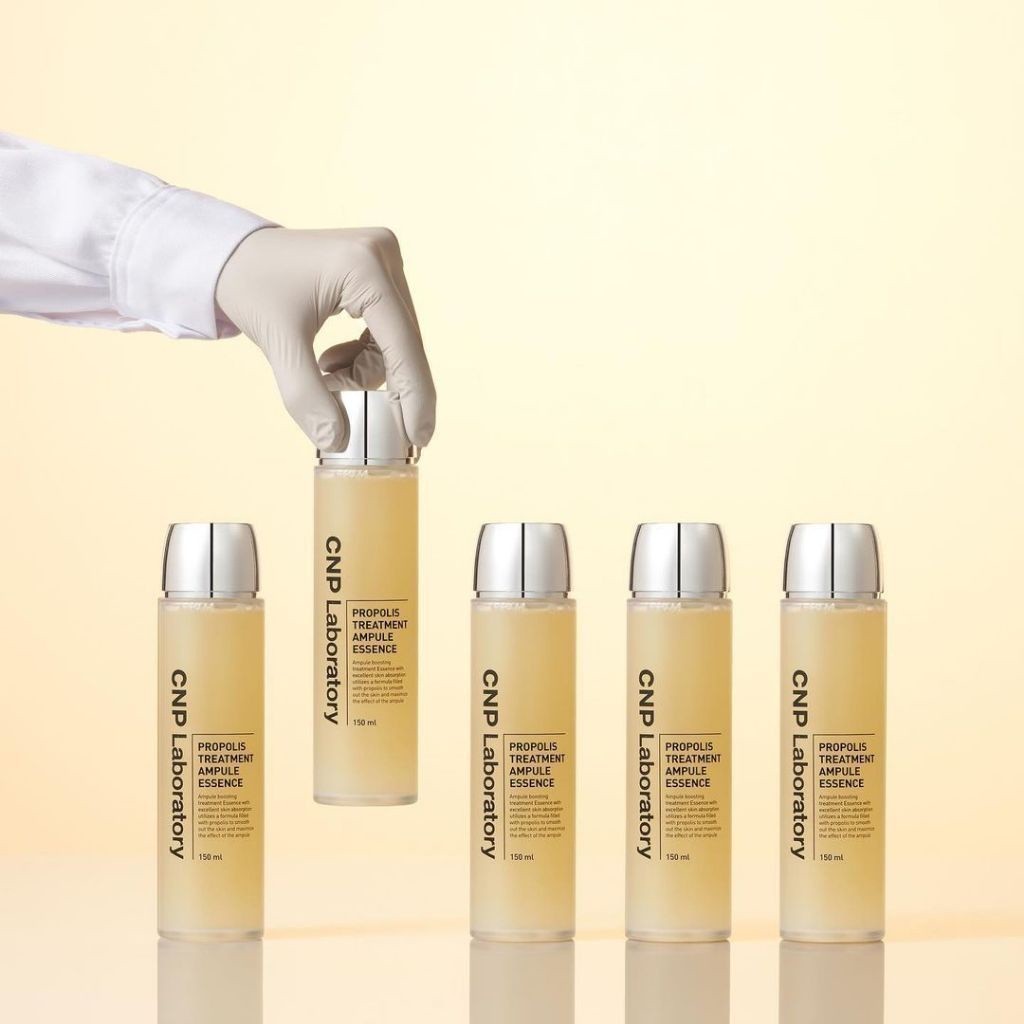 Tinh chất dưỡng ẩm keo ong CNP Laboratory Propolis Treatment bán chạy