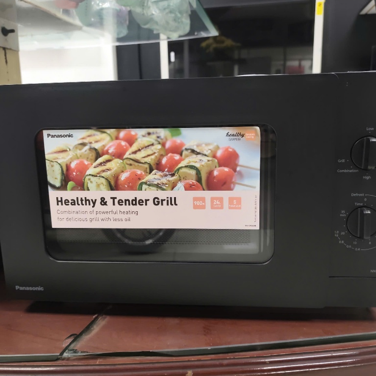 Lò vi sóng có nướng Panasonic 24 lít NN-GM34NBYUE