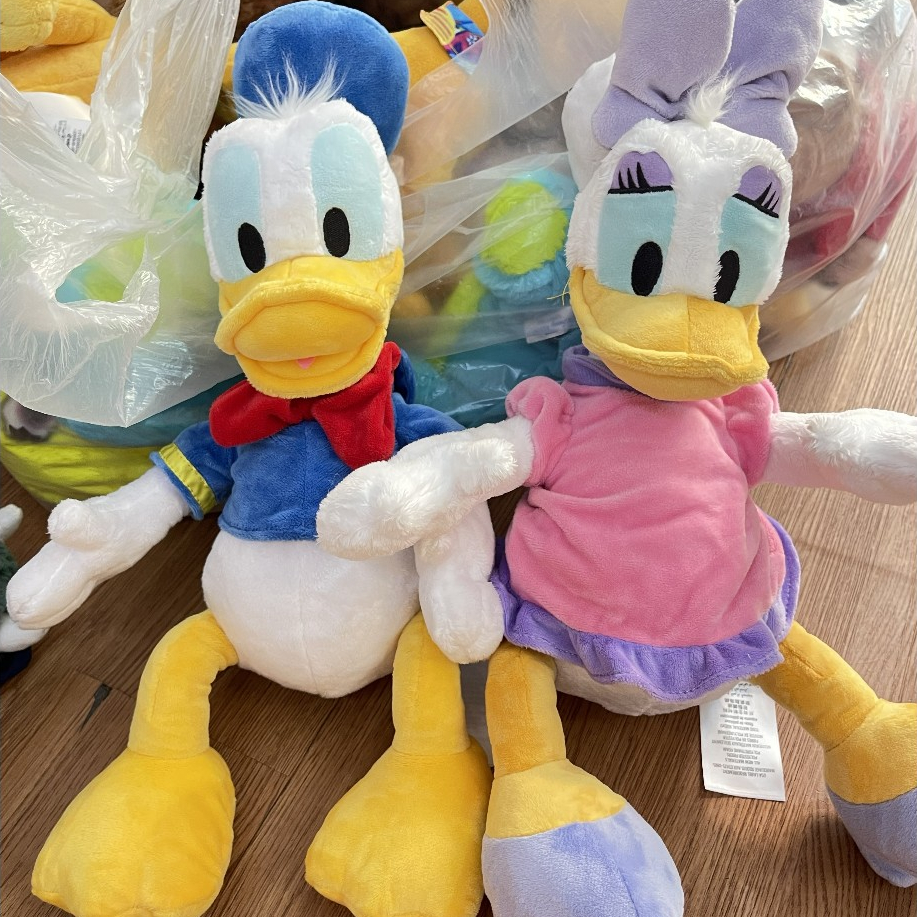 Disney Store Authentic Donald Duck / Daisy Duck Plush – Made in Vietnam
