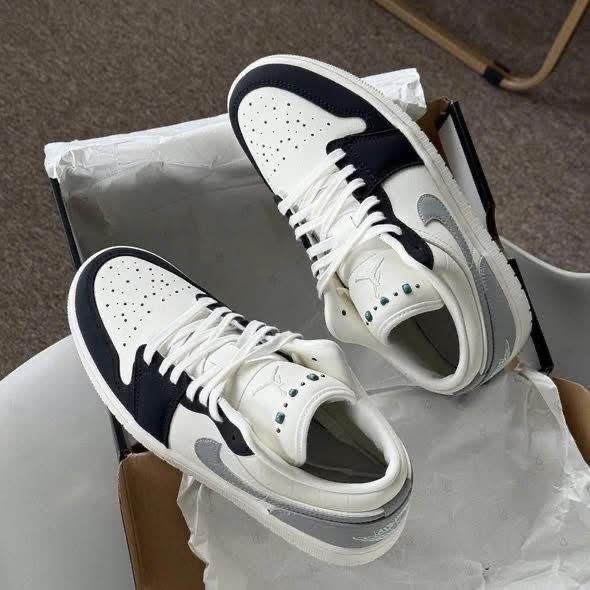 [ CHÍNH HÃNG ] GIÀY JD1 LOW " SAIL LIGHT SMOKE GREY " IO2242-101
