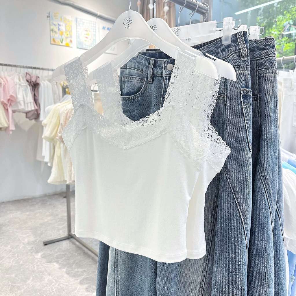 𝐅𝐥𝐨𝐫𝐚𝐥 𝐓𝐨𝐩 - Áo 2 dây bản vừa dáng ôm phối ren hoa nữ tính nhien.official NAT00045