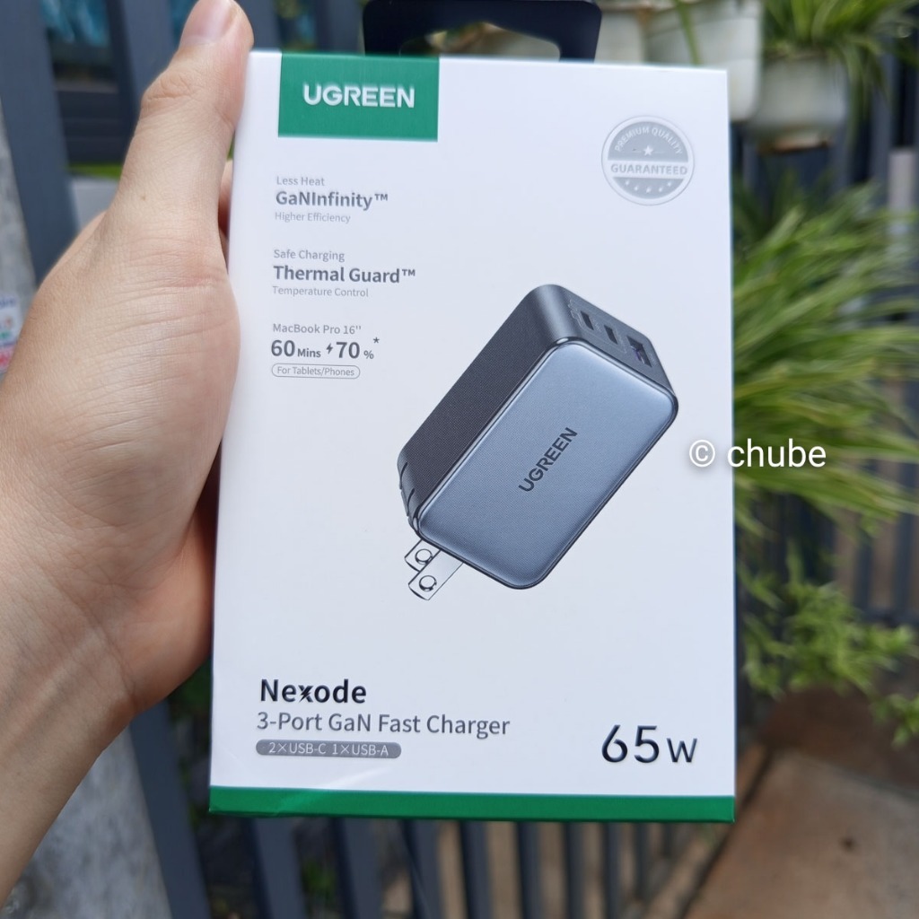 Củ sạc nhanh Ugreen 65W GaN 2 Type-C 1 USB-A CD244