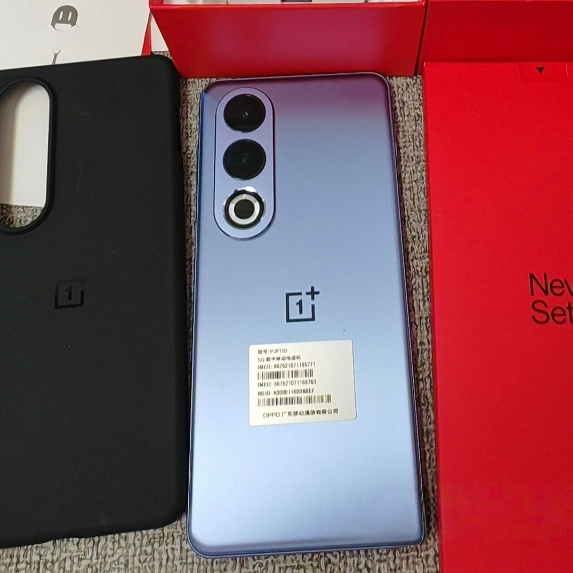 Oneplus Ace 3V 12/256 Snapdragon 7+Gen3
