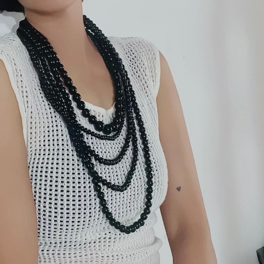 Vòng cổ chuỗi hạt đen 5 tầng D81
