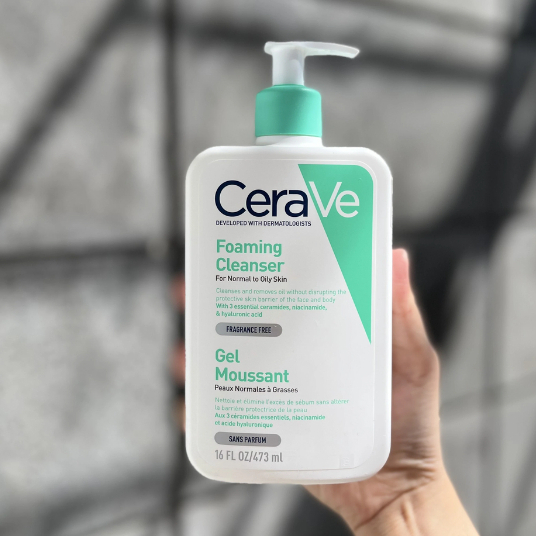 SỮA RỬA MẶT CERAVE SẠCH SÂU CHO DA DẦU 236ML