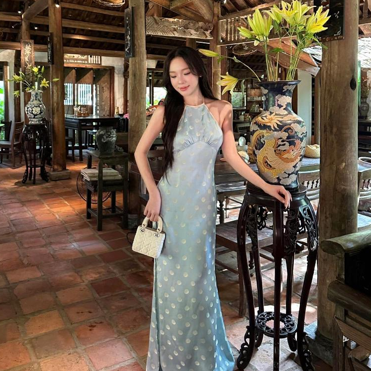 ENKA Đầm Lụa Ivy Đầm Maxi Cổ Yếm Chất Vải Lụa Vân Nam Phong Cách Sang Trọng Thanh Lịch