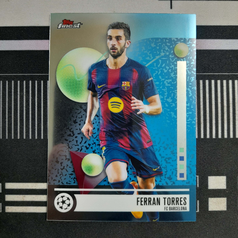 [Thẻ bóng đá] Ferran Torres - Barcelona - Base