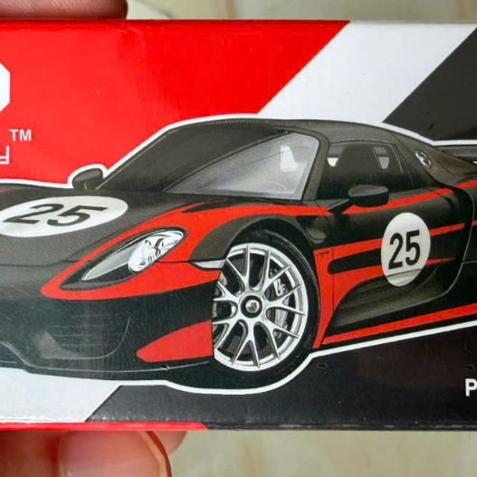 Mô hình xe Porsche 918 Spyder #25 Black Red (TMCS 2026 Exclusive)