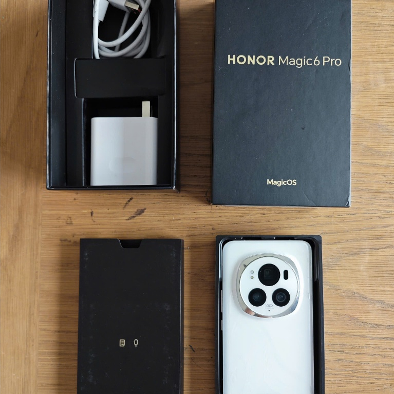 Honor Magic 6 Pro - Snapdragon 8 Gen 3, Camera 100X