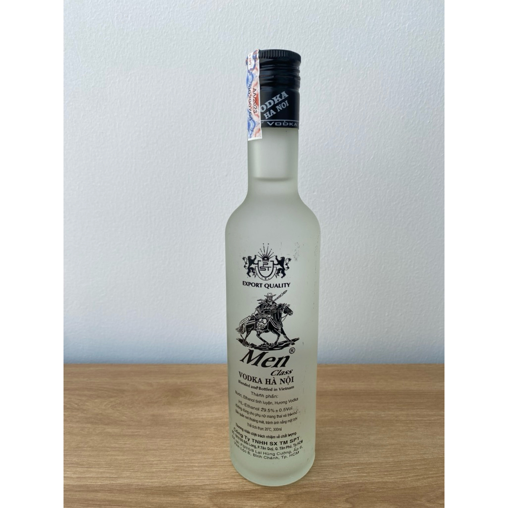Ruou VODKA Hà Nội  MEN CLASS 29.5% 300ml-Chai Mờ ( Sương Mù)