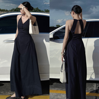  LuTa | Váy kẻ sọc hở lưng nút bọc 