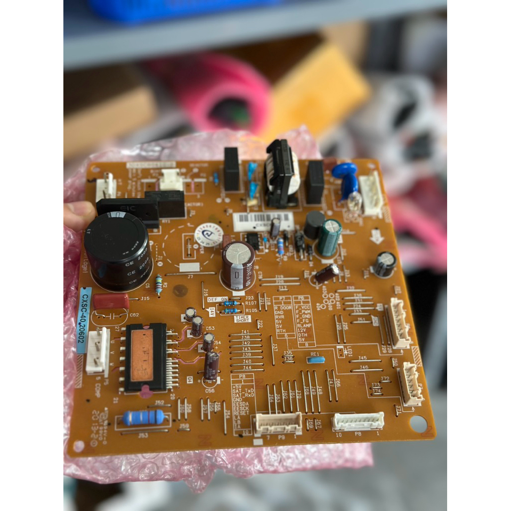 BO MẠCH TỦ LẠNH TOSHIBA A25 A28 B22 B31 (MỚI 100%)