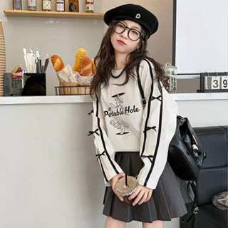 Set Đồ Nữ, Áo Nỉ Hoodie Trễ Vai Thắt Nơ Kèm Chân Váy Xòe Tầng Mặc Dịp Lễ Tết Siêu Xinh