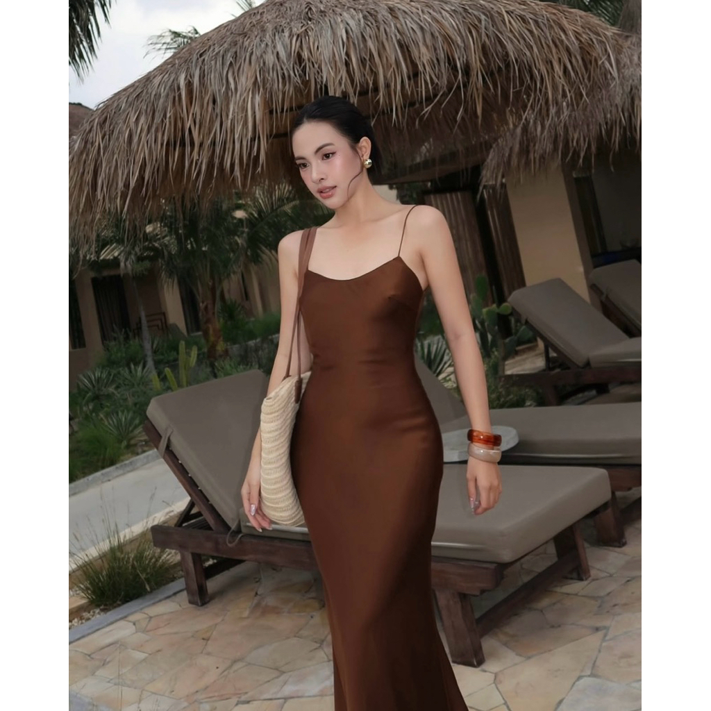 Đầm Lụa 2 dây mảnh form dài dự tiệc,Váy lụa Hàn châu 1 lớp không mút,không dây kéo cao cấp sang chảnh tôn dáng gợi cảm | BigBuy360 - bigbuy360.vn