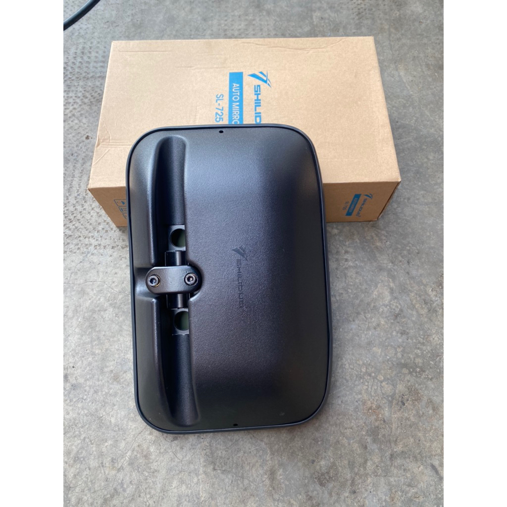 gương kính chiếu hậu Huyndai Hd210, bát dọc