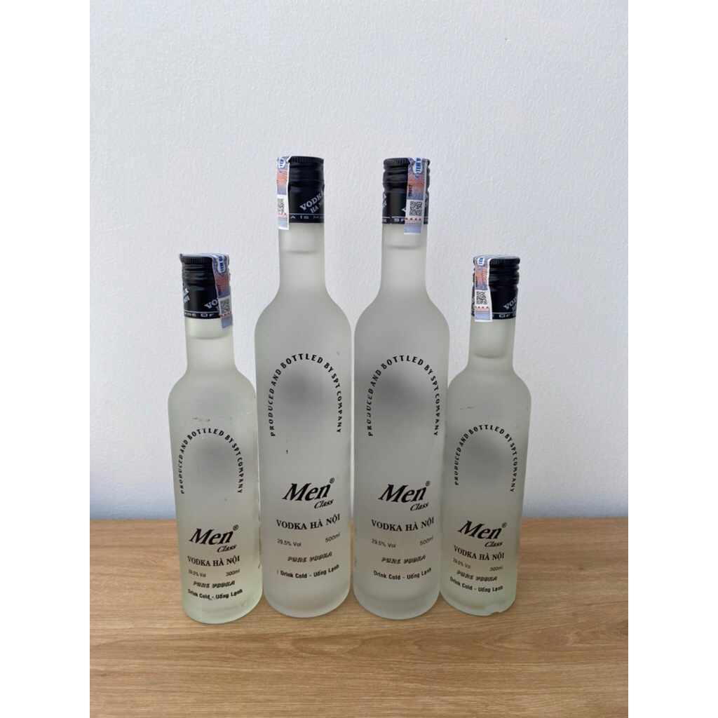 Rươu VODKA Hà Nội MEN CLASS 29.5% Chai Mờ- Sương Mù