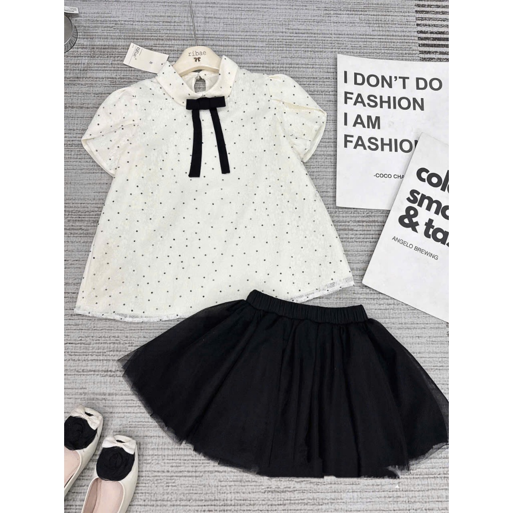 Set Áo Đũi Cổ Sen Chấm Bi Tay Vạt Chéo Đính Nơ Đen Kết Hợp Chân Váy Tơ Lưới Tiểu Thư, Đi Chơi , Đi Cafe Đều Hợp -Lollaye | BigBuy360 - bigbuy360.vn