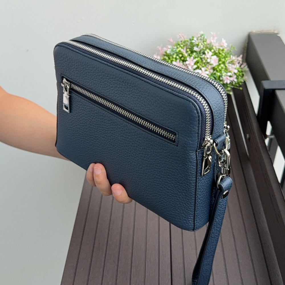 Clutch cầm tay, Clutch đeo chéo 2 ngăn khoá chính được làm từ da bò vân hạt