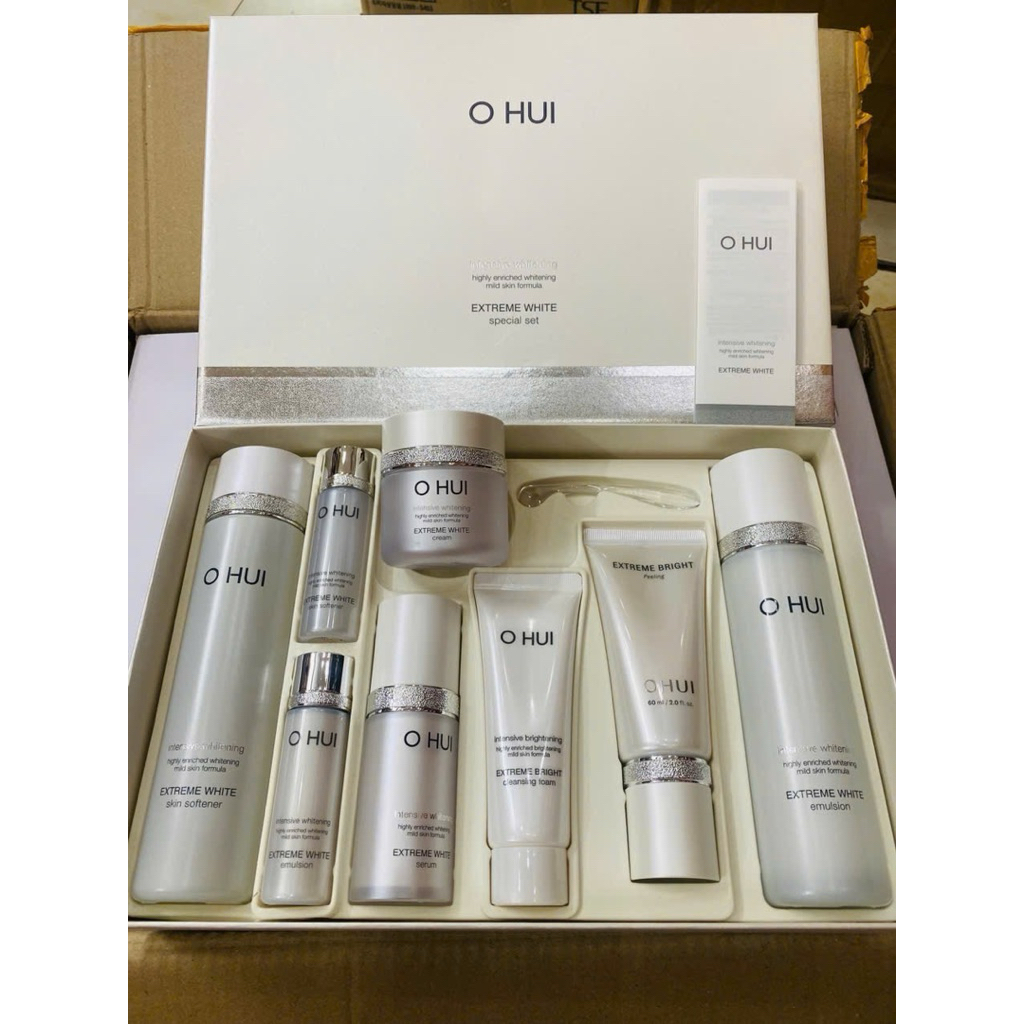 SET OHUI DƯỠNG TRẮNG 8 MÓN - OHUI EXTREME WHITE