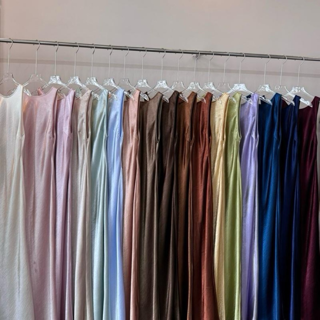 Đầm Lụa Ba lỗ 1 lớp không mút không dây kéo form dài dự tiệc,Váy lụa queen óng ánh sang chảnh,tôn dáng | BigBuy360 - bigbuy360.vn