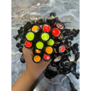  Đèn xi nhan Cúc áo 12vol 2 dây dùng cho xe máy xe điện   nháy bằng chip xi nhan . Chống nước làm đèn gầm và xi nhan,... 