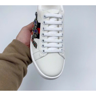  Giày  rắn đá siêu cấp  Giày thể thao nam nữ trắng buộc dâyy Sneaker . Gc rắn kèm hộp 