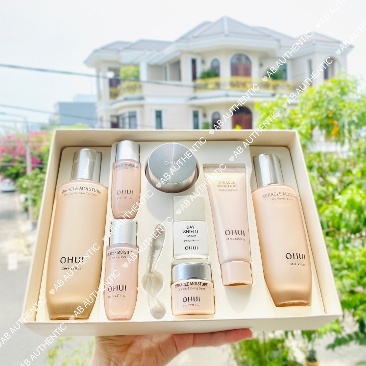 Cặp Nước hoa hồng và Sữa dưỡng OHUI HỒNG dưỡng ẩm cho da khô Miracle Moisture 20ml - AB AUTHENTIC | BigBuy360 - bigbuy360.vn