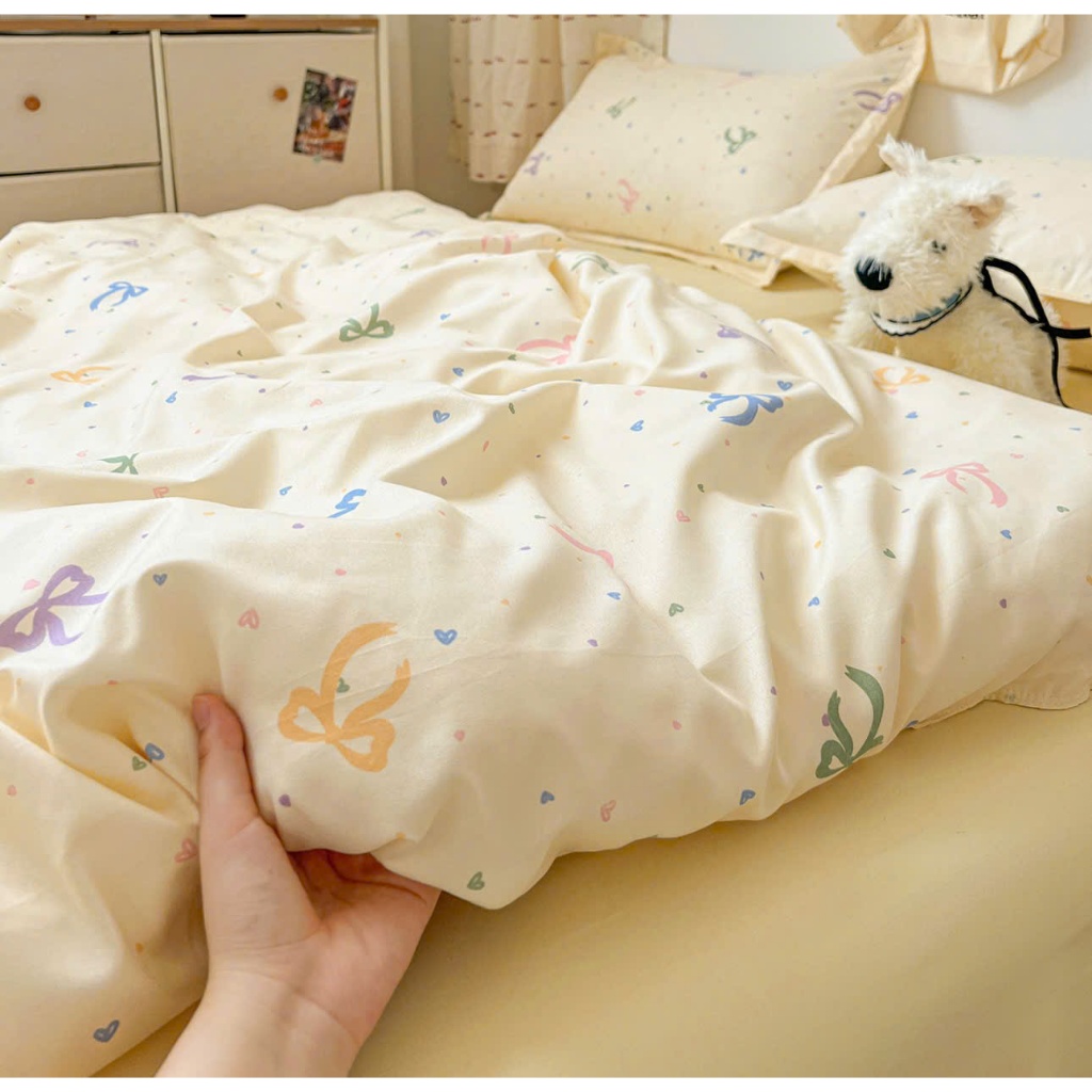 Bộ chăn ga gối Cotton Poly, bộ chăn ga 5 món nhập khẩu chần bông dày đủ size 1m2,1m4,1m5,1m6,1m8,2m2 mẫu Nơ Nhí Kem