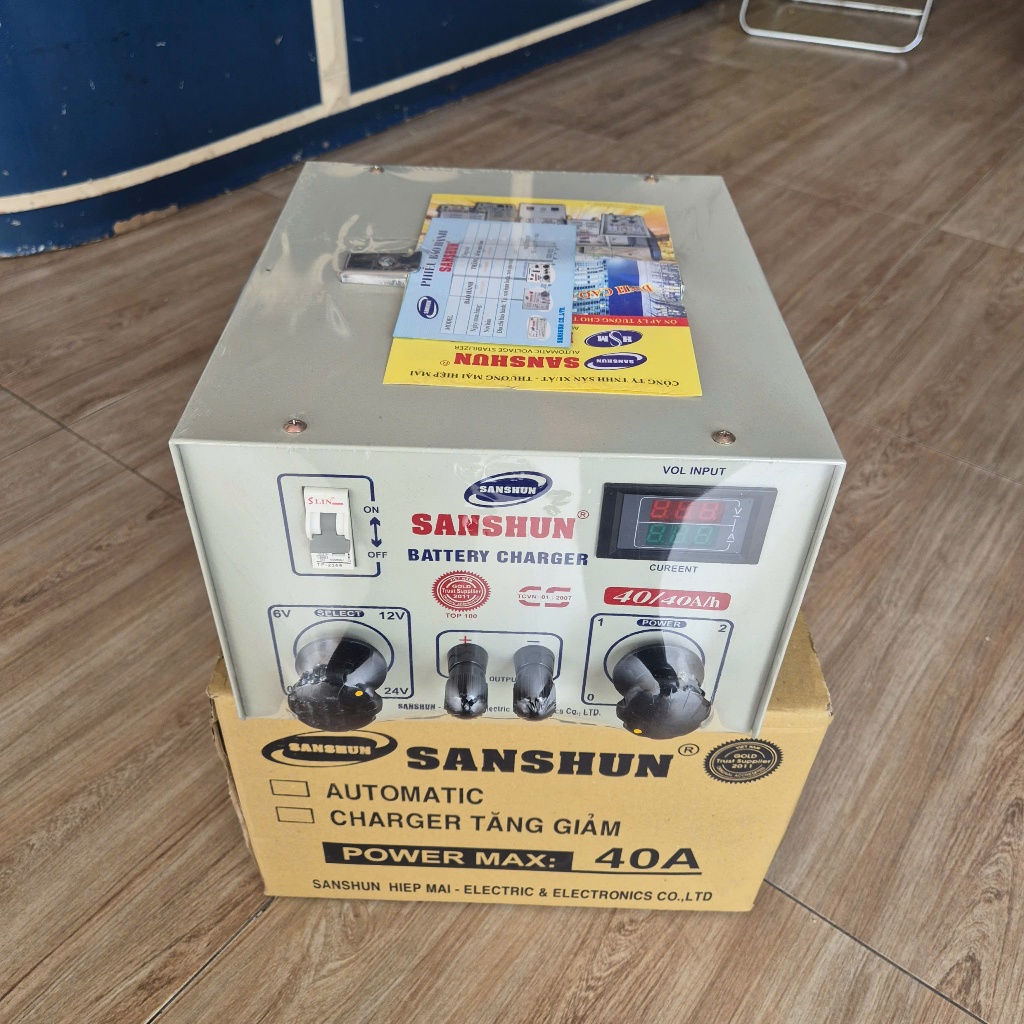 [Mã ELHA22 giảm 5% đơn 300K] Sạc bình ắc quy Sanshun 40A