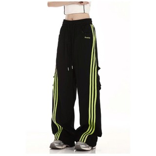  Quần Cargo Pants Ống Rộng Unisex Vải Gió Nhăn Sọc Thể Thao Y2K Hiphop Streetwear Quần Jogger Túi Hộp Dù Form Rộng Nam Nữ 